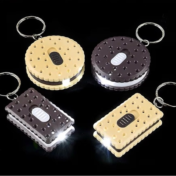 Cookie LED Keychains (random pick) - Picture 1 of 3